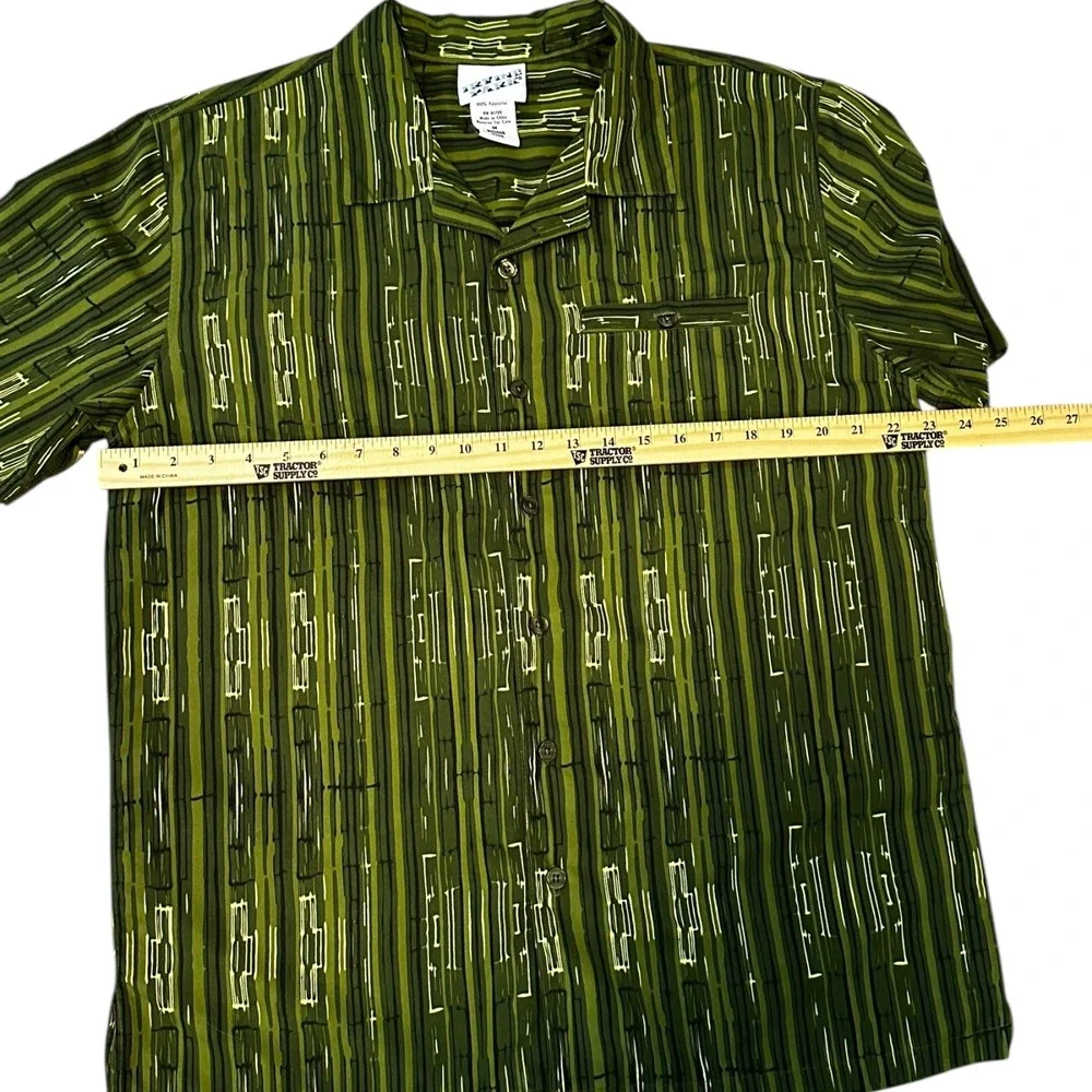 Irvine Park Abstract Camp‎ Shirt - Green Short Sleeve Button Up - M